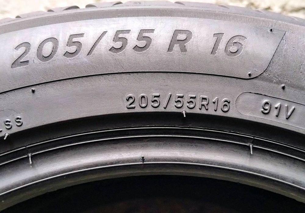 Шини літні R16 205/55 Michelin Primacy 4