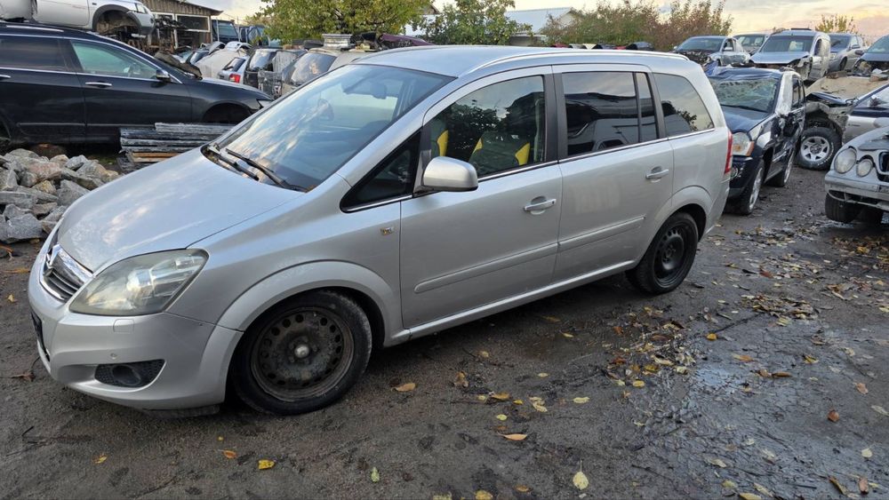 Шрот запчастини розбор Опель Зафіра В 2010рік.1.7диз