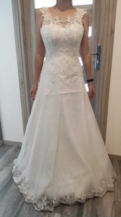 Suknia ślubna 40-42