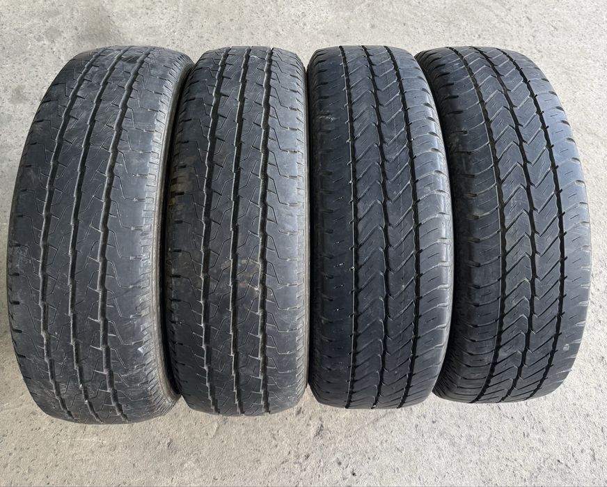 Шини 215*60R17c Dunlop i Comforser