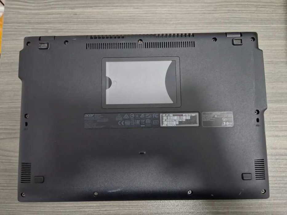 Acer Chromebook Black CP5-471   Intel  4GB RAM 16GB 14" Laptop