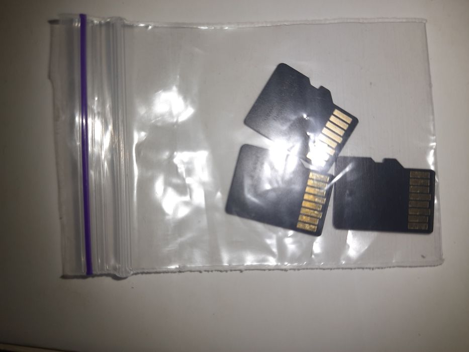 Карта пам'яті SanDisk 128GB microSD (FAKE)
