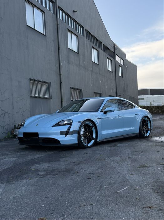 Porsche Taycan 4S 2022 – Exclusivo nesta configuração