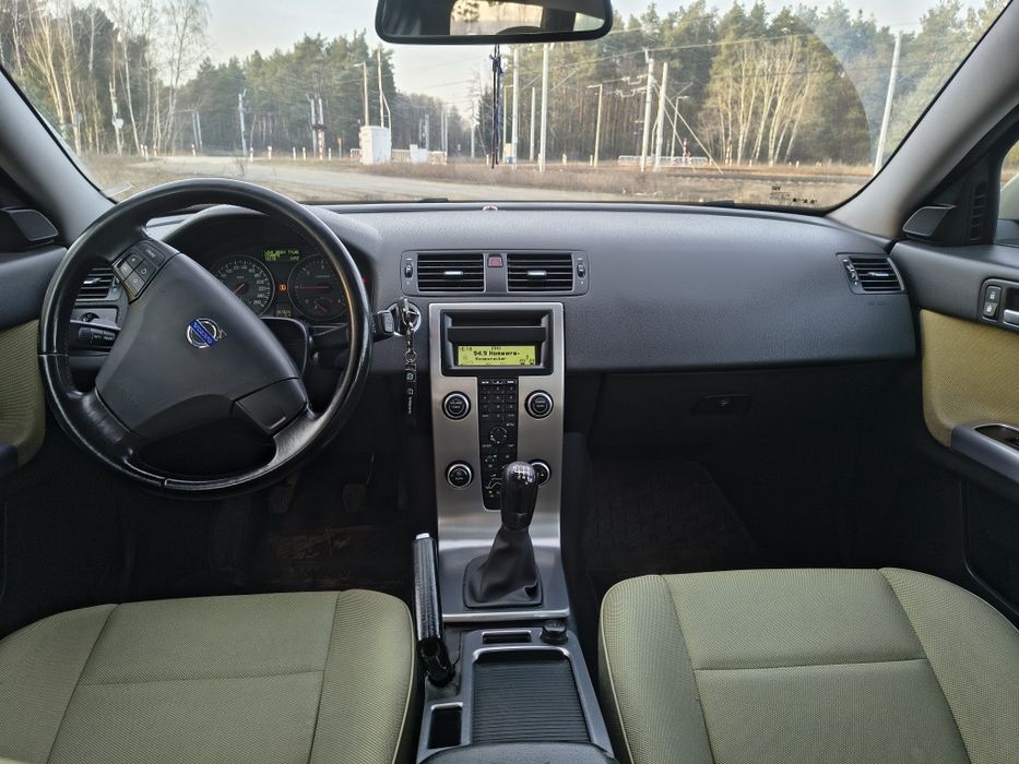 Volvo V50 2.0d salon polska