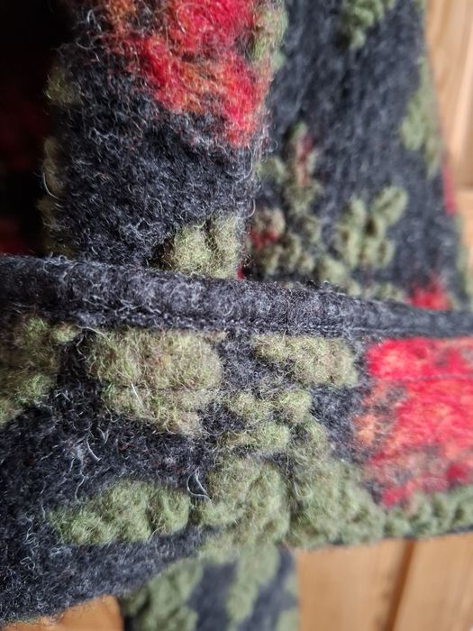 Oryginalny wełniany damski płaszcz Nahlik rozmiar 40