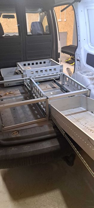 Szuflady do VW Caddy