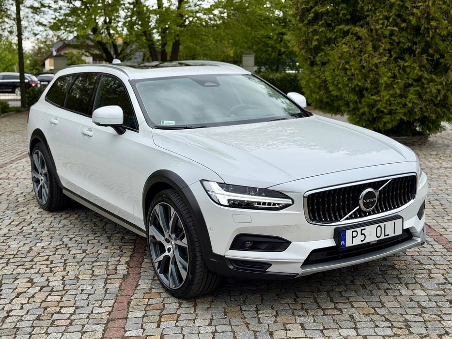 Volvo V90 Cross Country