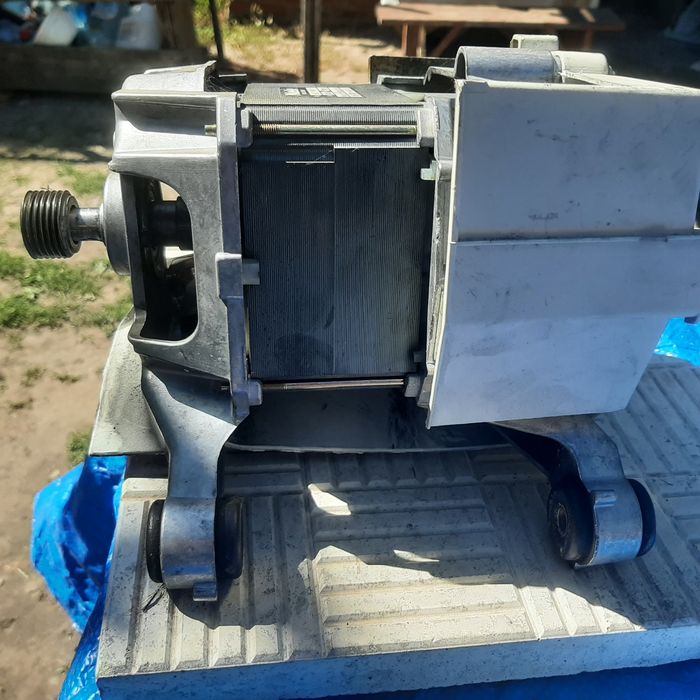 Двигатель стиральной машинки Miele мили