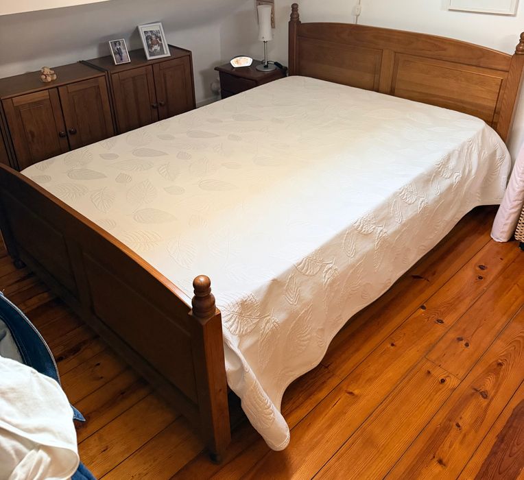 Cama casal pinho mel maciço