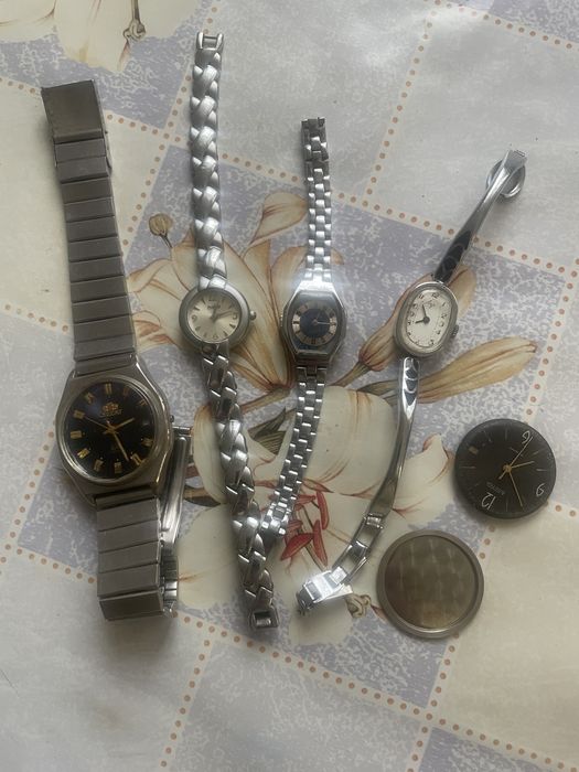 Часы под ремонт, запчасти.