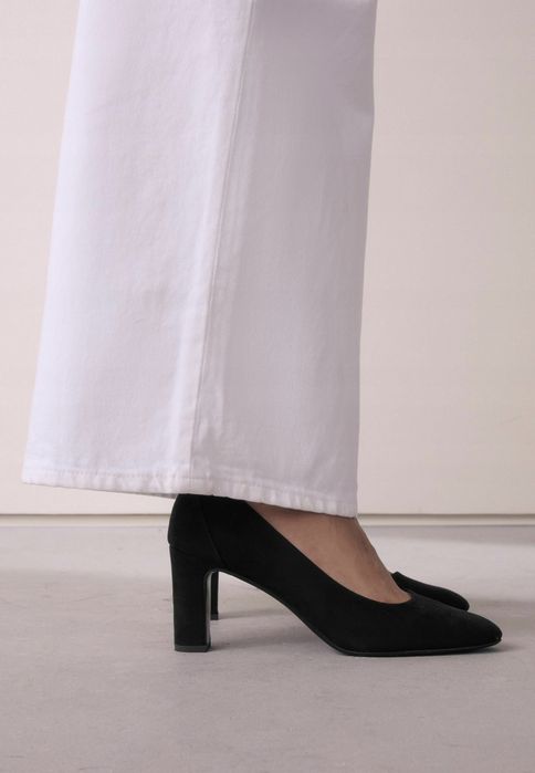Next 41 Buty Damskie Czarne Czółenka Welurowe Klasyczne T1378
