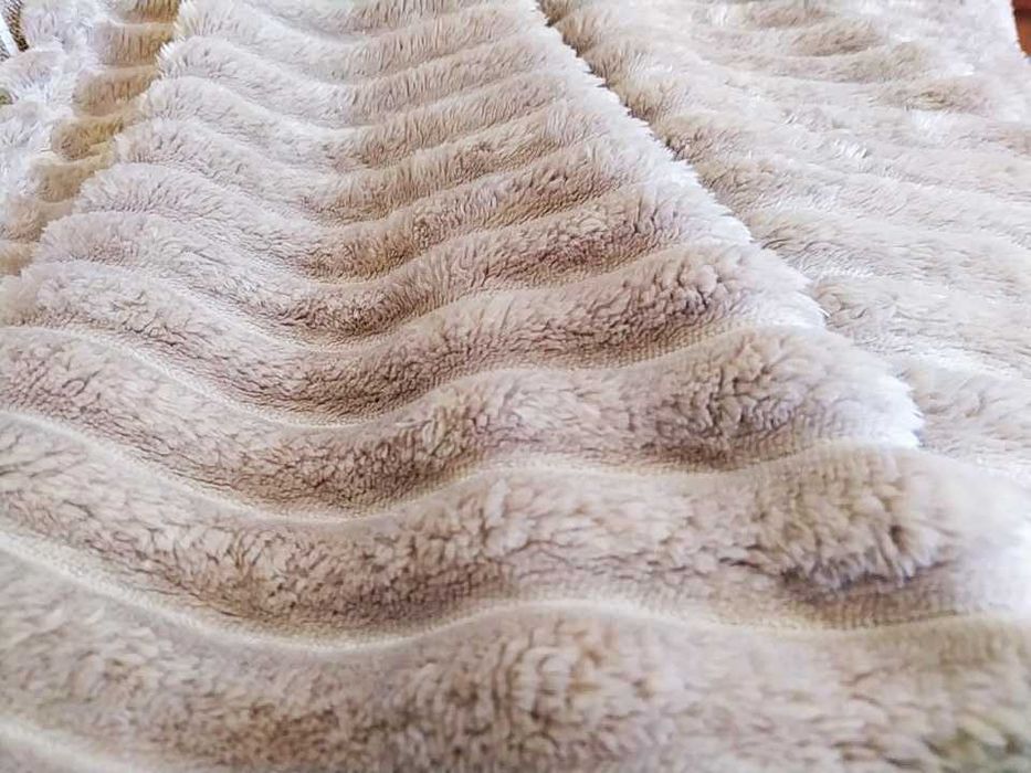 Плед, ковдра, покривало з м’яким лагідним ворсом