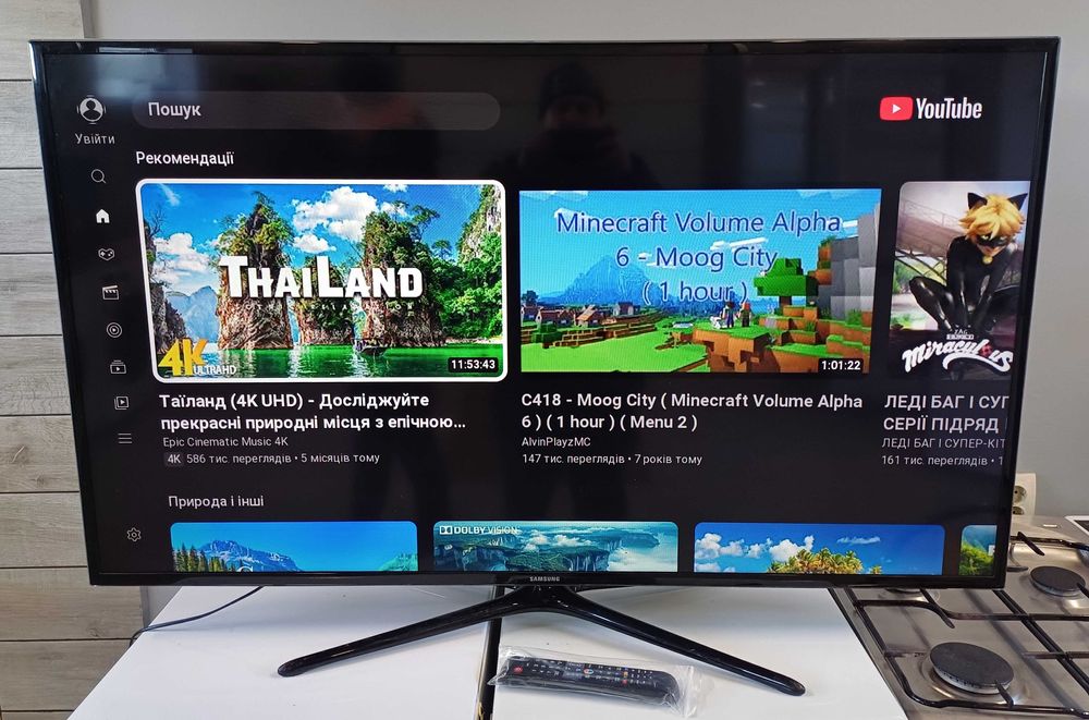 Телевизор 55 дюймов Самсунг Samsung UE-55F6470 3D Smart TV Wi-Fi