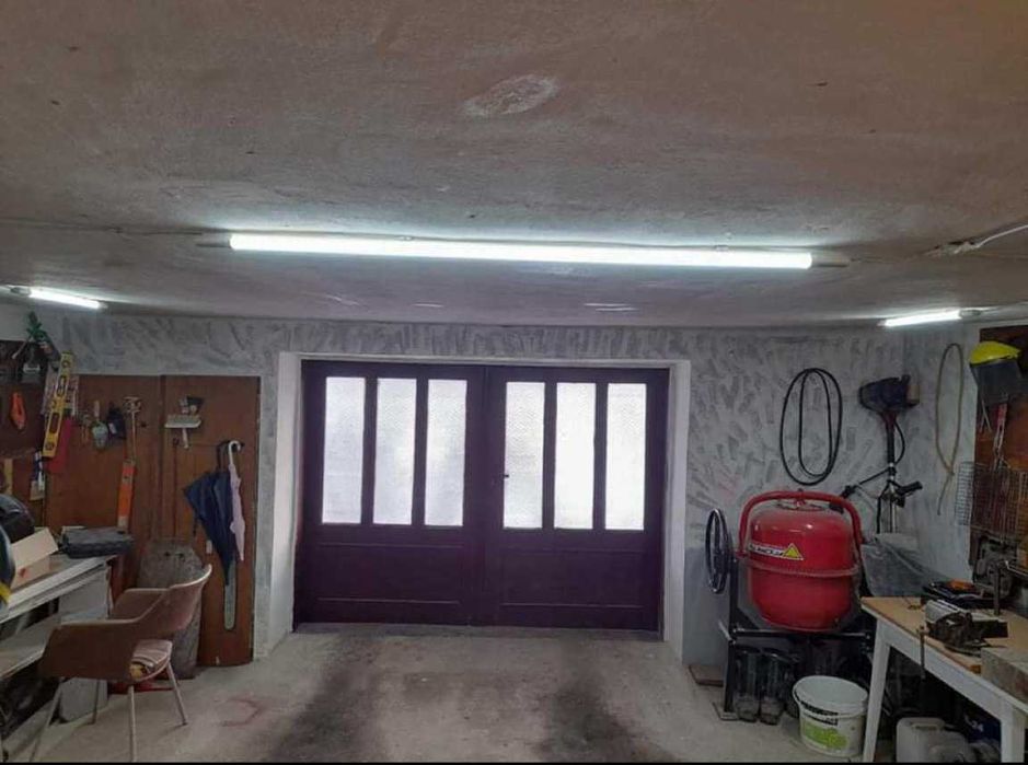 2 поверховий будинок 194 кв.м з ремонтом у с. Кідьош 6 км до Берегова!