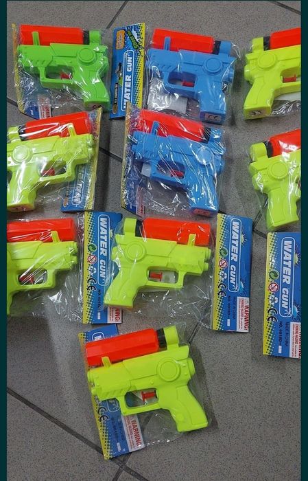 Pistolet na wode zabawka cena za 1szt  u tigera sklep