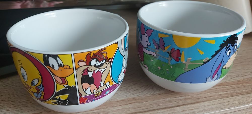 Conjunto 2 taças infantis Pooh e Tweety