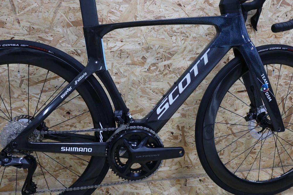 Bicicleta Scott Foil HMX SL - Ultegra Di2 - Rodas carbono - NOVA