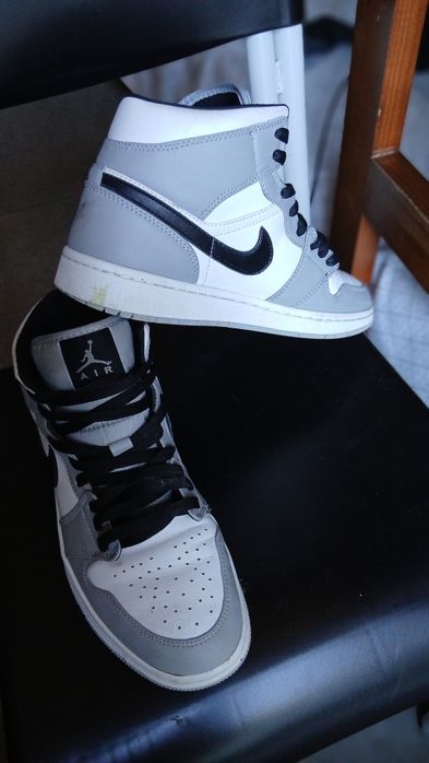Nike Air Jordan 1 Mid