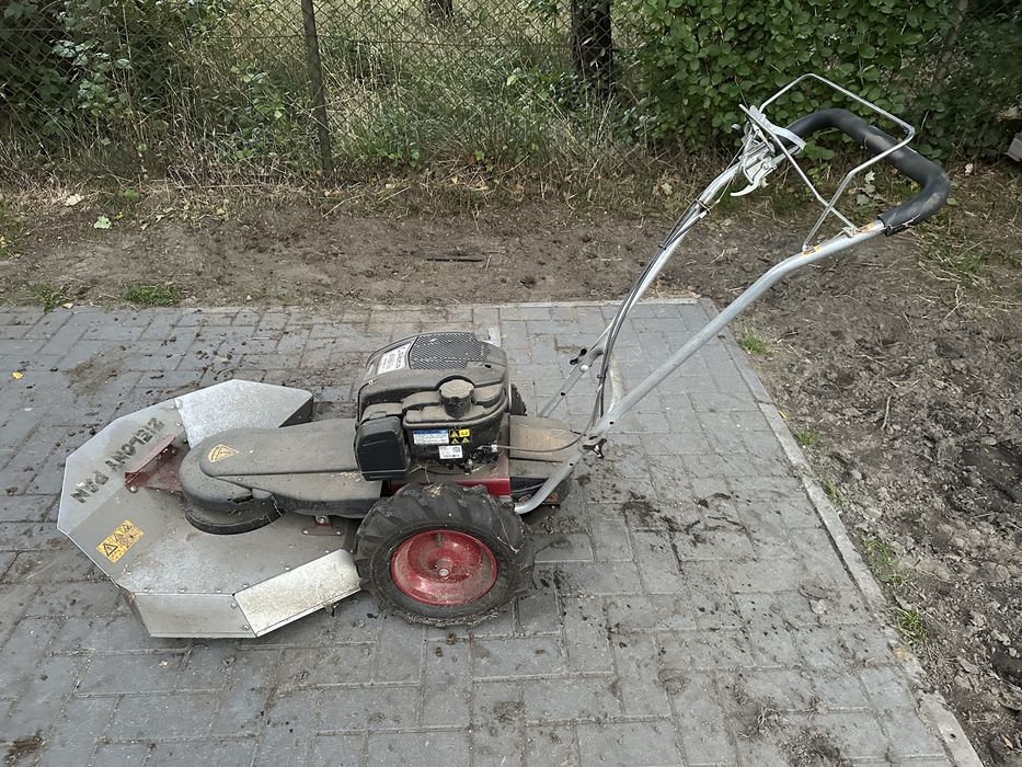Kosiarka spalinowa rotacyjna
