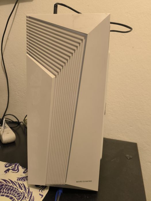 PC Gamer – RX 580 8GB, Ryzen 3 4100, 8GB RAM (No precinho)