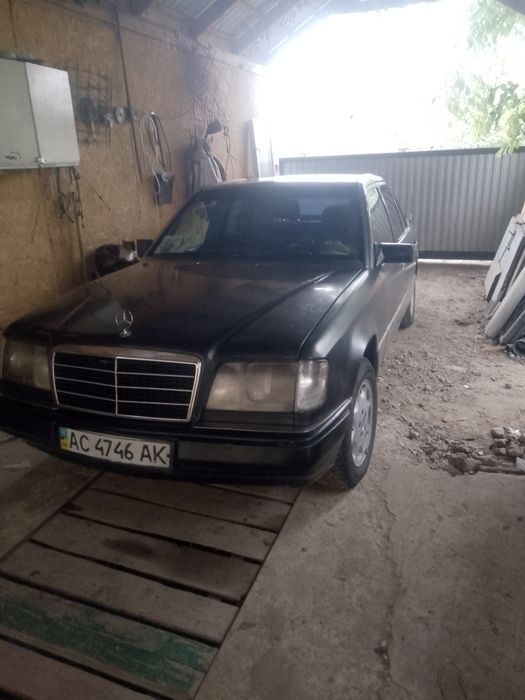 Продам мерса 124, 2.2 газ бенз 1995р.