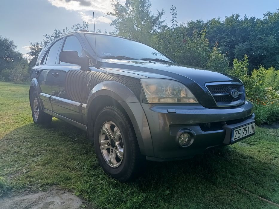 Kia Sorento  3,5 B+G 2004