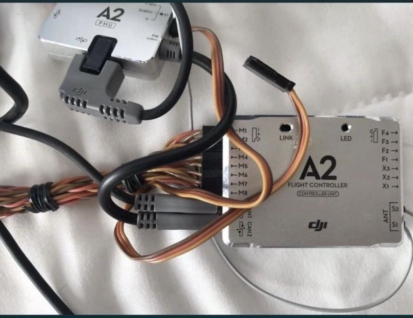 DJI A2 completa( gps plus,IMU,PMU, Controller, Led,cablagem)