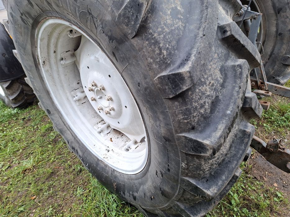 Kompletne koła R 38, 520/70 RADIAL