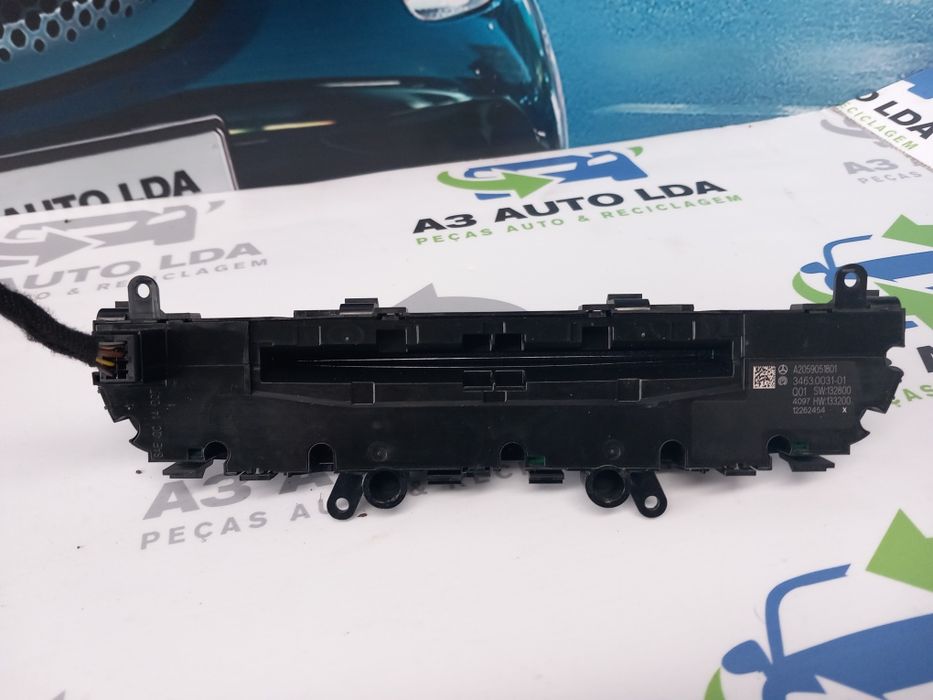 Leitor CD comando rádio GPS 4 piscas Mercedes W205
