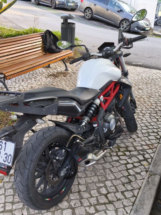 Moto muito boa, ano 2016, 27000km