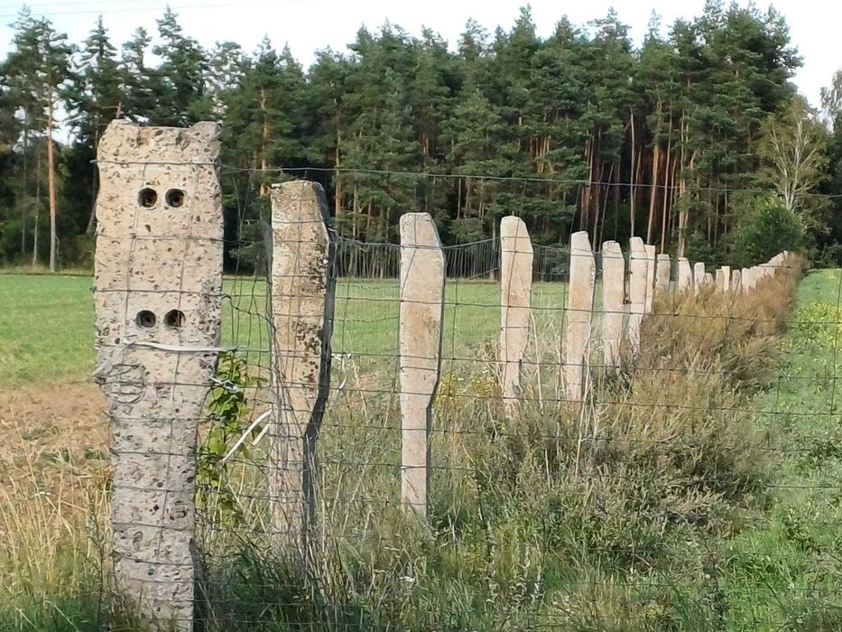 Podkłady betonowe utwardzenie placu, droga, słupki na ogrodzenie + Transport