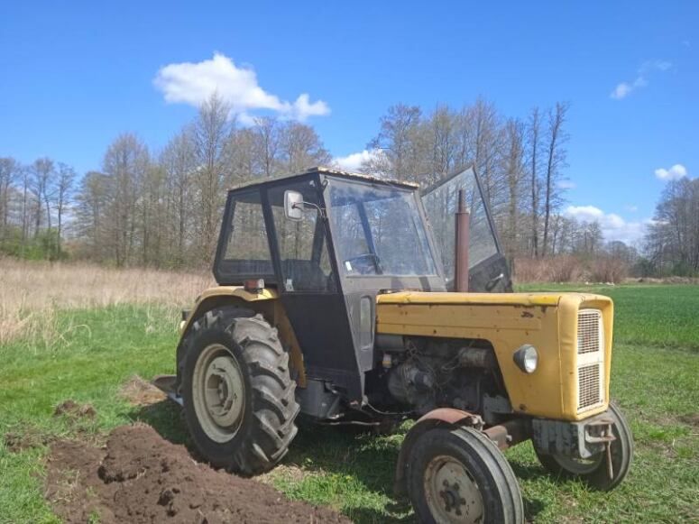 Ciągnik C360.