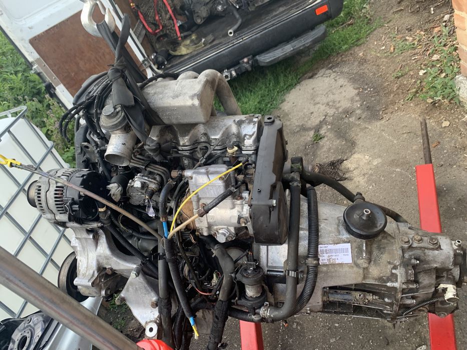 Volkswagen LT 2.5 2.8 Sprinter  двигатель запчасти