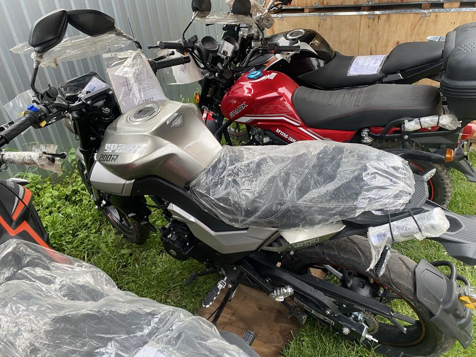 Новий Мотоцикл Спарк SP200 R 29 Spark SP200R-29