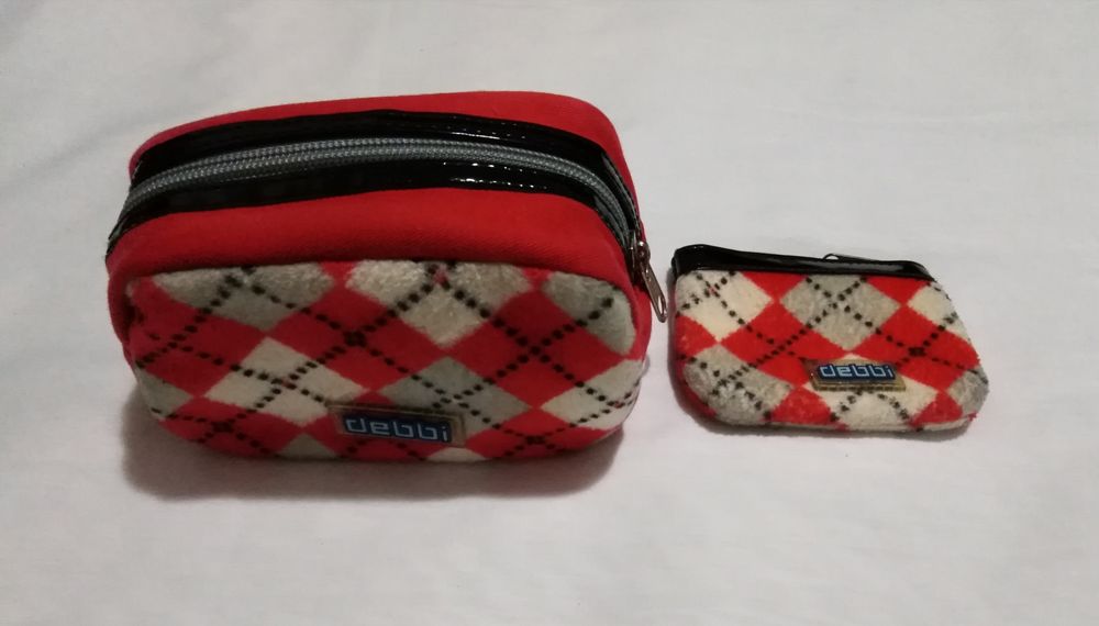 Bolsa maquilhagem (necéssaire) + porta moedas, marca 'Debbi'