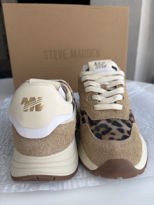 Кросівки жіночі Steve Madden 37.5 р