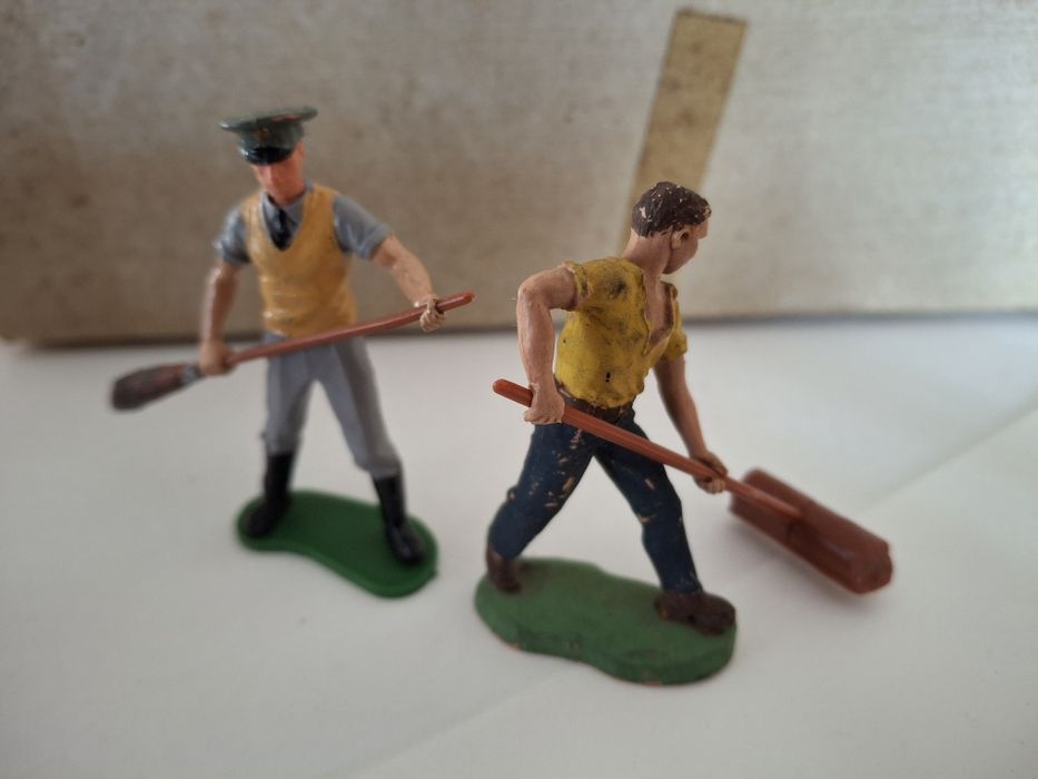 Figuras antigas britains zoo keeper