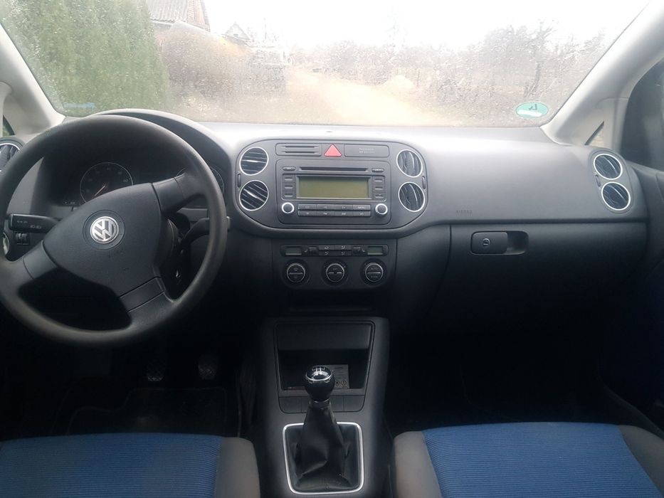 Продам golf plus 1.6 mpi