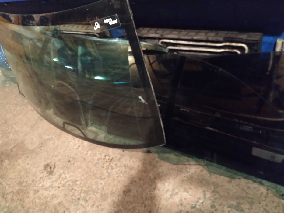 Автоскло для BMW 3-5 Series Е39,Е46,Е60.