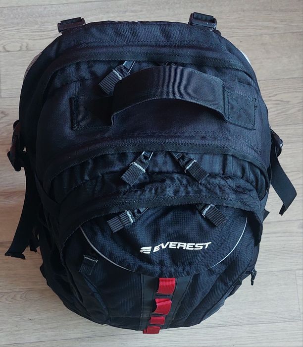 Рюкзак б/у универсальный EVEREST 30L, c дождевиком (Sweden)