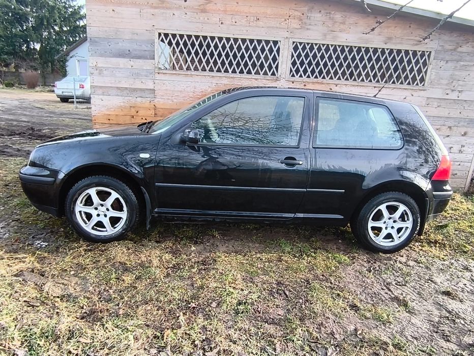 Volkswagen Golf Volkswagen golf IV 1.6 benzyna