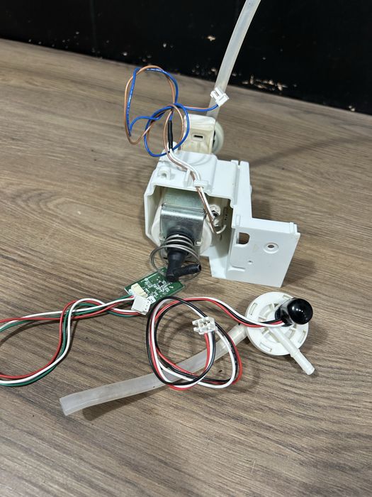 Siemens eq6 pompa przepływomierz