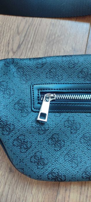 Продам чоловічу сумку- банку  Gess.