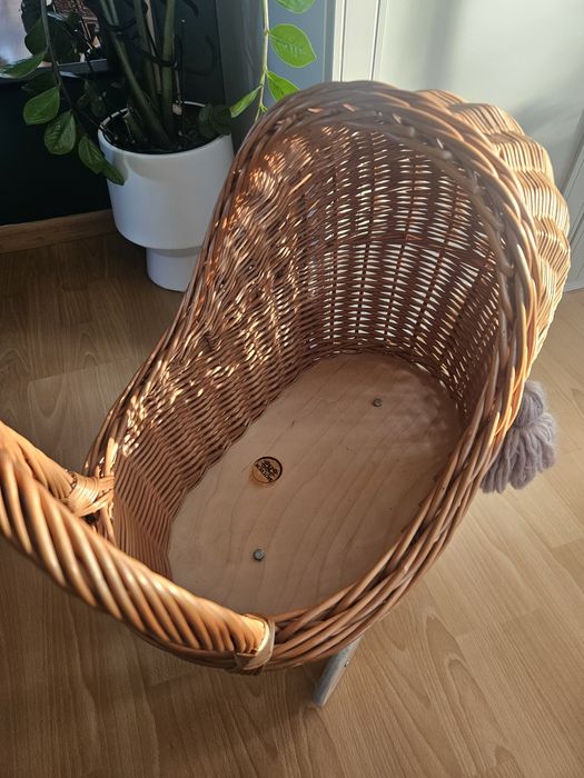 Wilkinowy wózek dla lalek z frędzlami