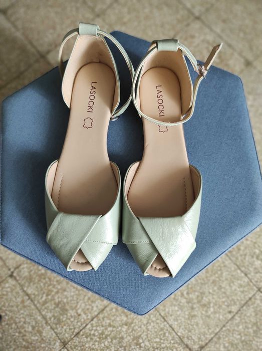 Жіночі нові шкіряні скандалі 38 р