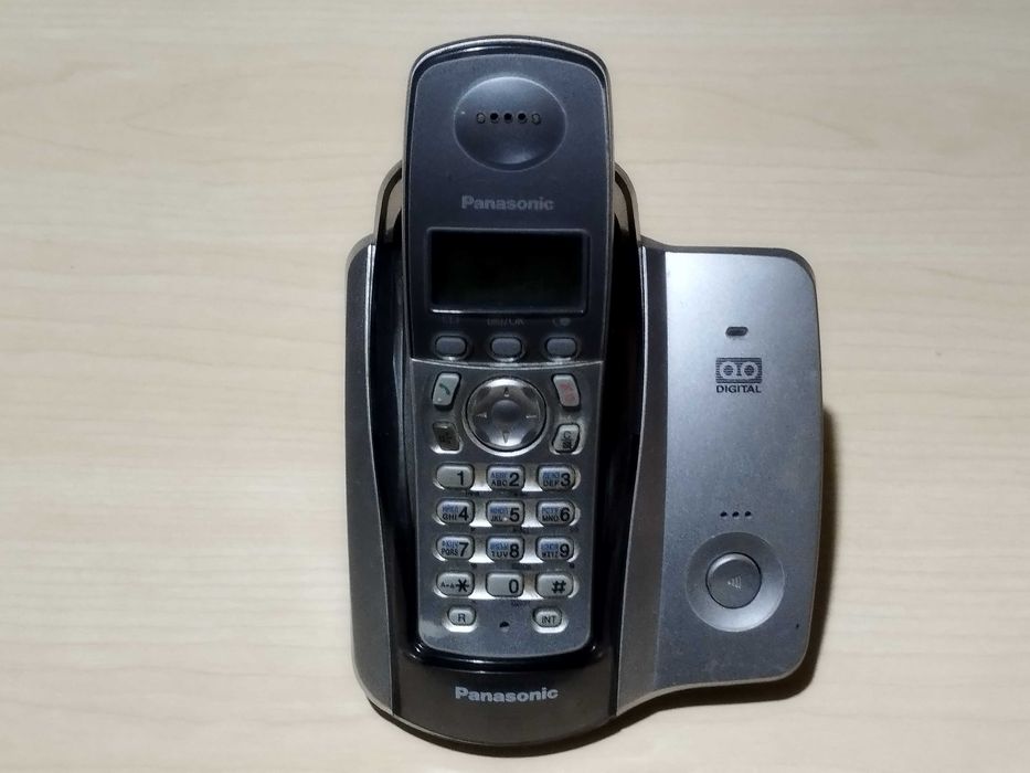 Радіотелефон Panasonic KX-TCD225UA