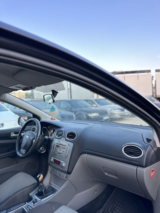 Ford Focus 1.6 benzyna/manual/klima