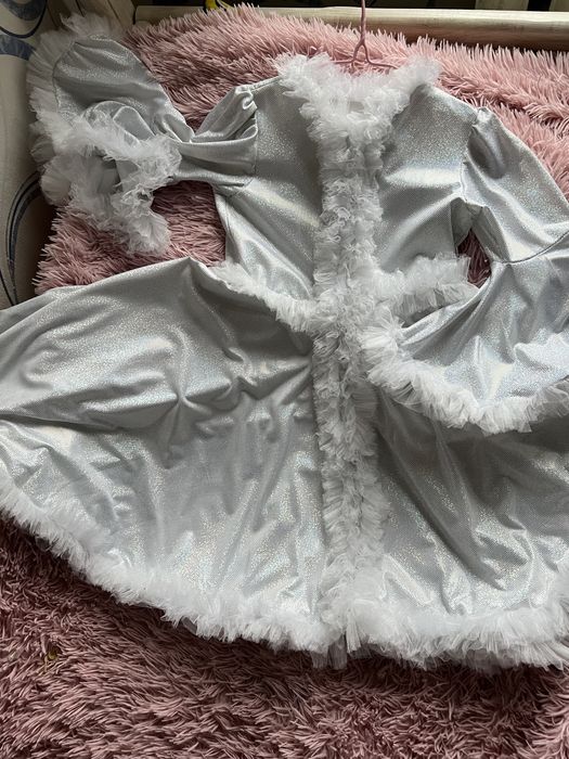 Нарядна дитяча сукня