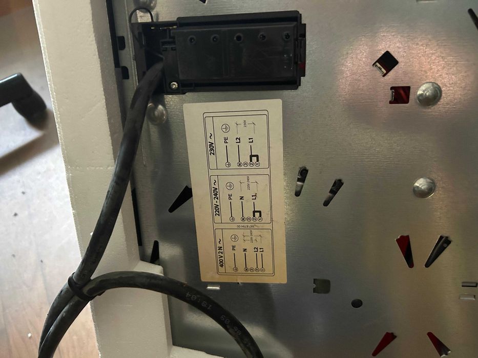 Placa de vitrocerâmica Zanussi (Made Germany)