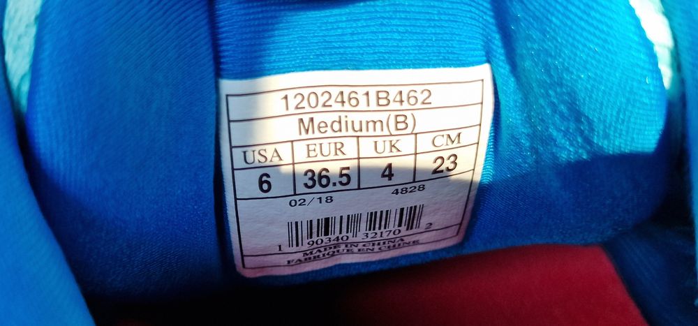 Кросовки жіночі для тренувань brooks chost 10